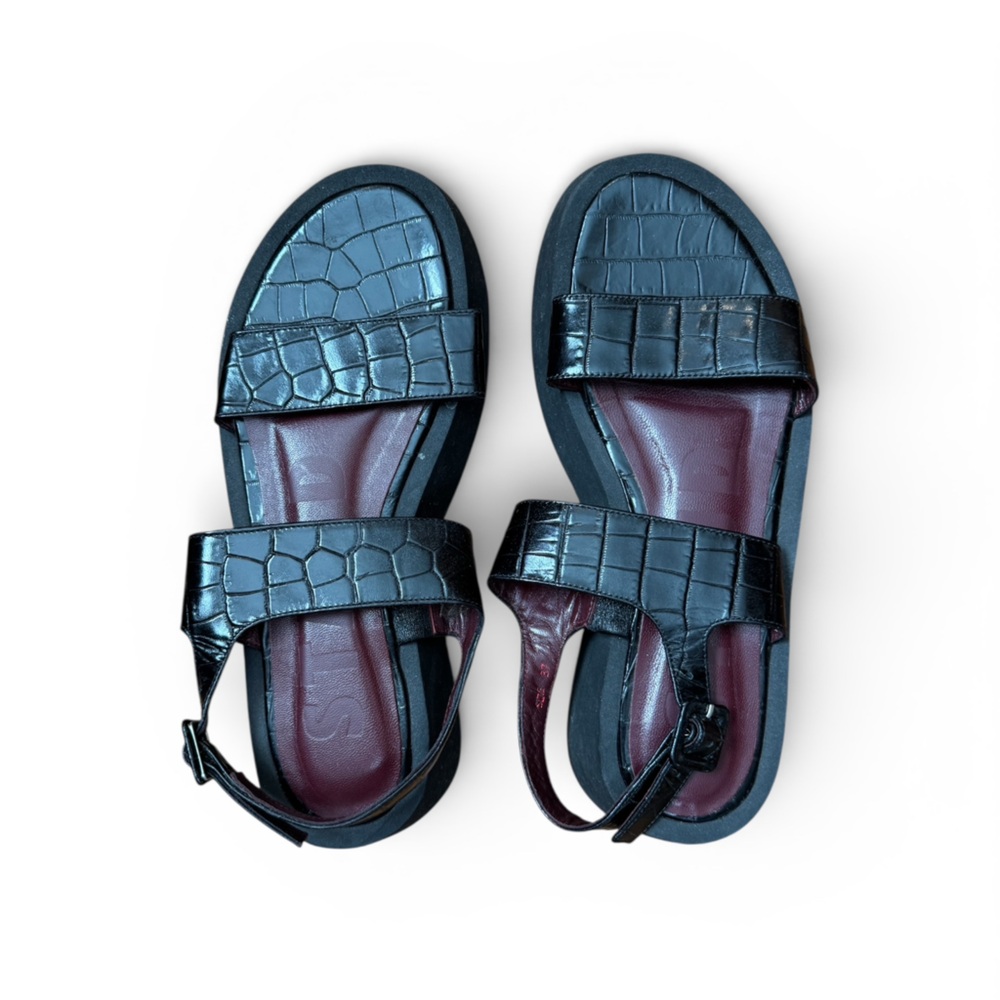 STAUD Nicky platform sandals in black crocodile-embossed leather Size 37